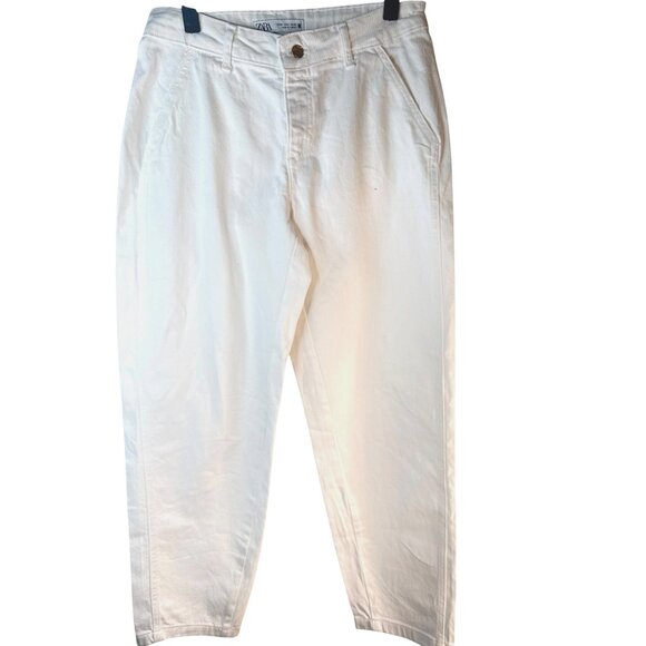 2/$30 ZARA White Size 4 Cotton Blend Tapered Jeans - Picture 1 of 13